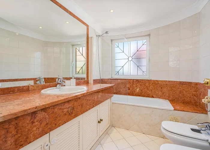 2 Bedroom Apartamento